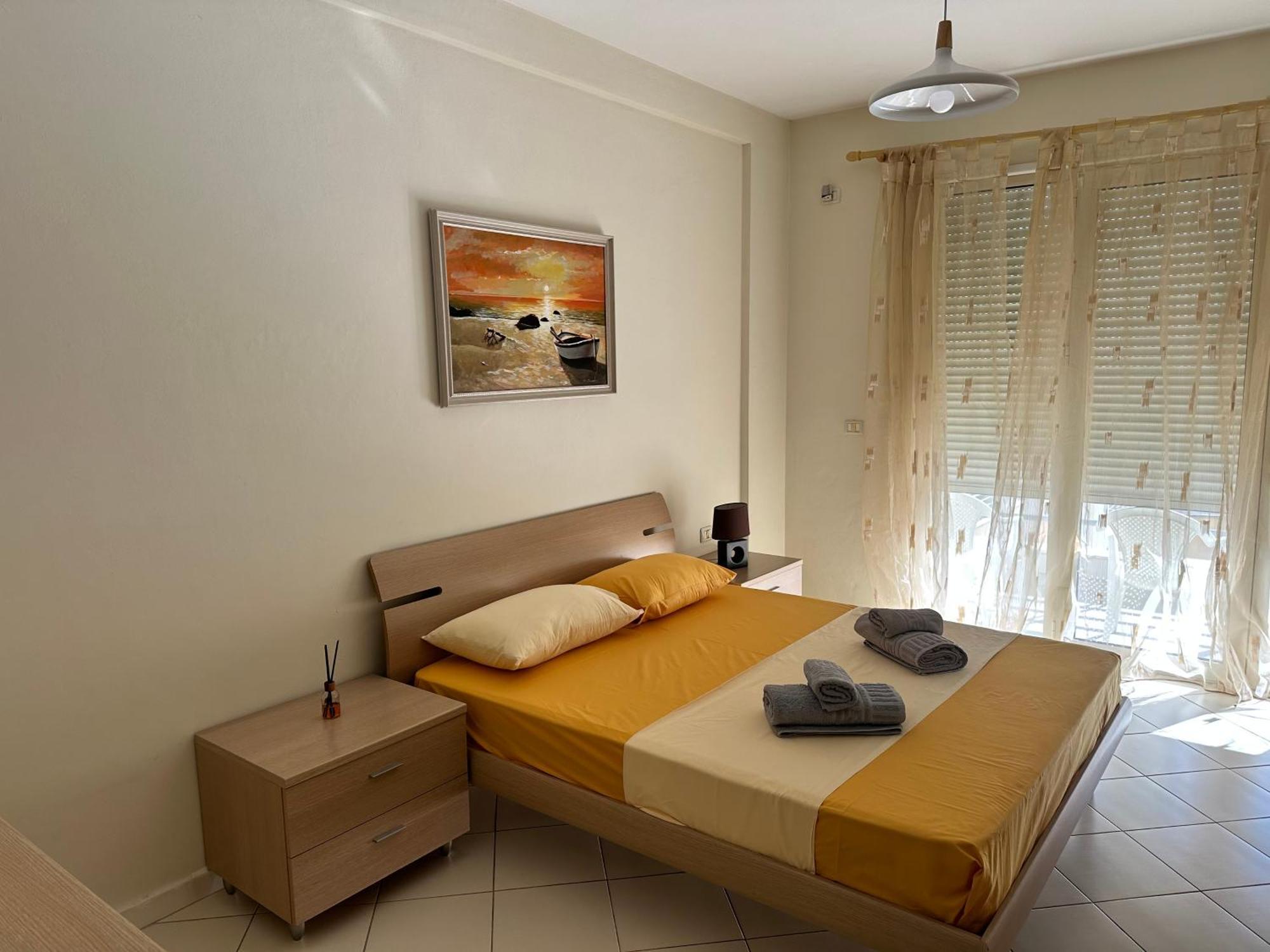 Sunrise Apartment Near The Center Tirana Exterior foto